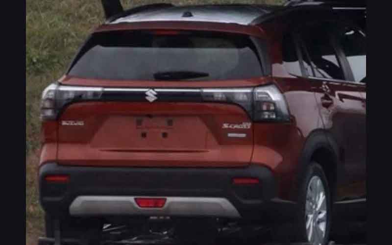 New 2022 suzuki s cross spied undisguised ahead of its reveal at dealership